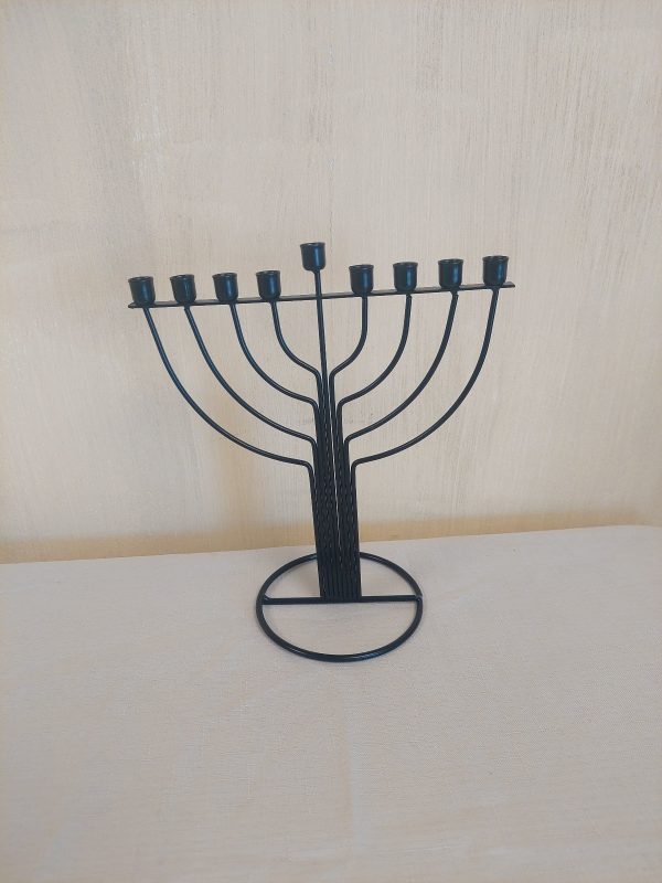 חנוכית מתכת שחורה | 15 ש"ח