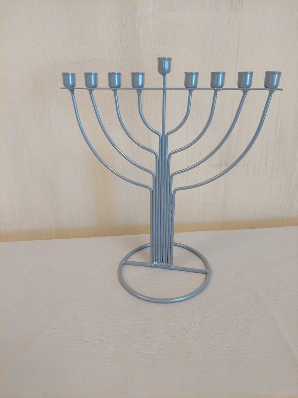 חנוכית מתכת תכלת